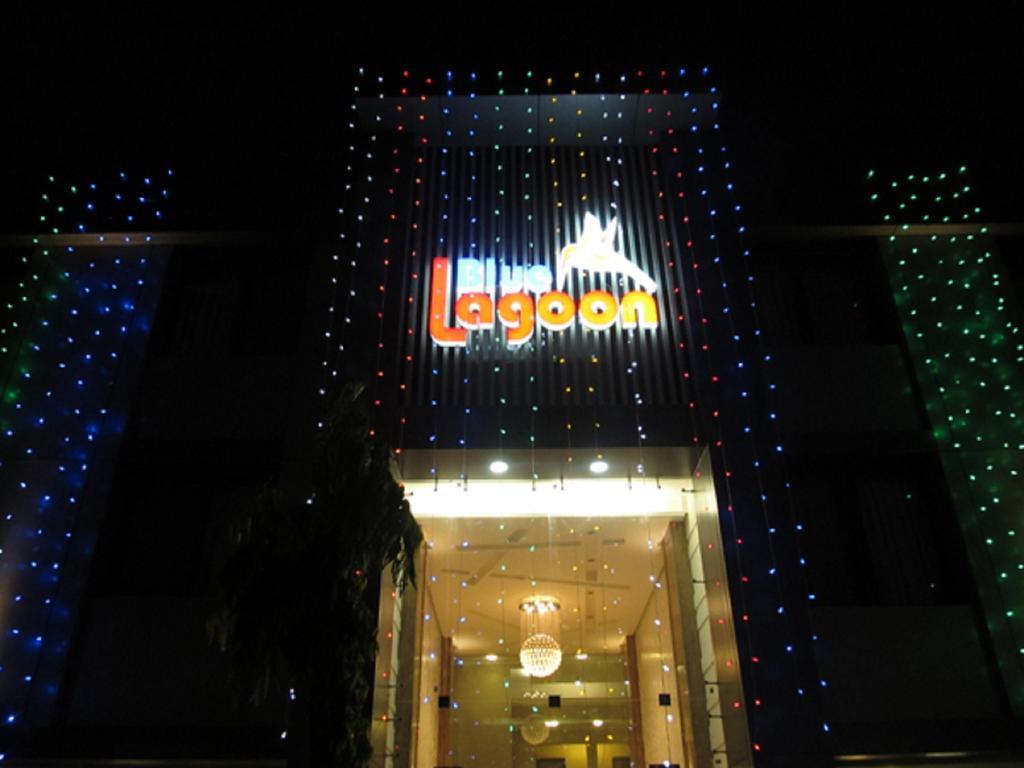 Hotel Blue Lagoon Daman Exterior photo