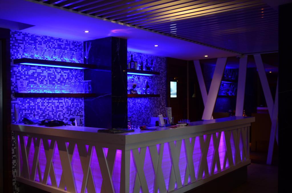 Hotel Blue Lagoon Daman Exterior photo